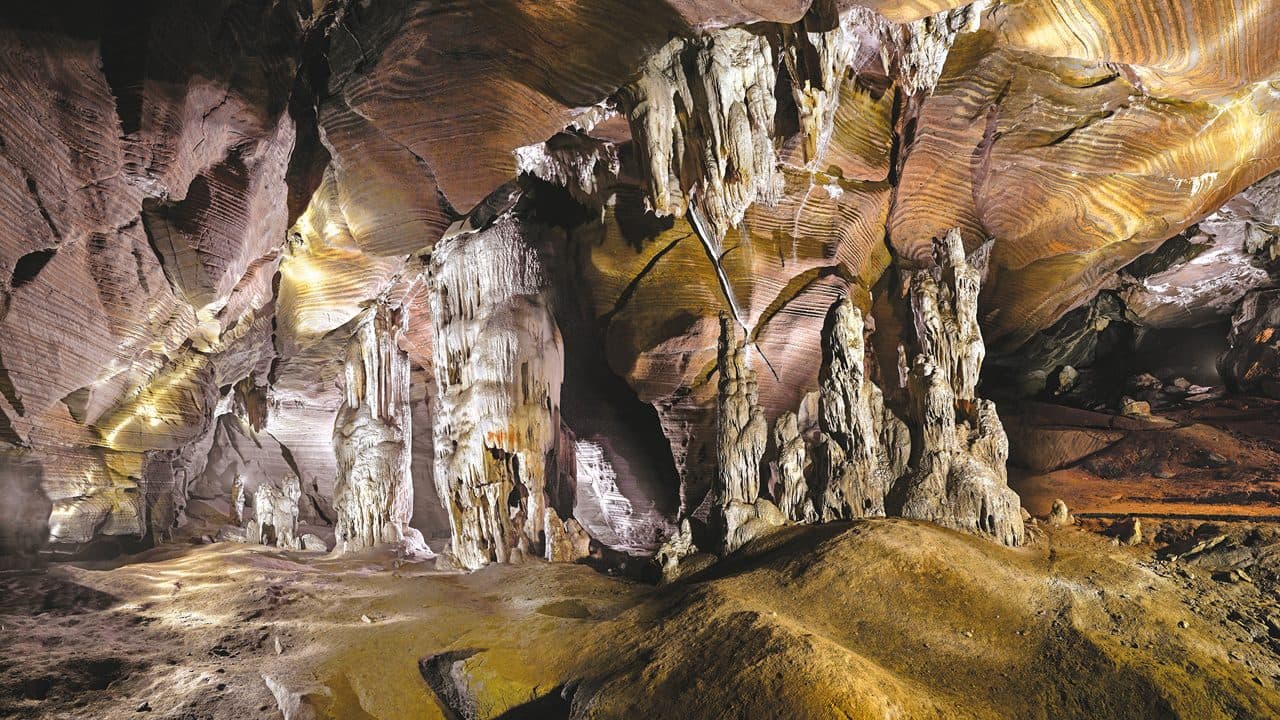 Kotumsar Caves near Jagdalpur, Chhattisgarh